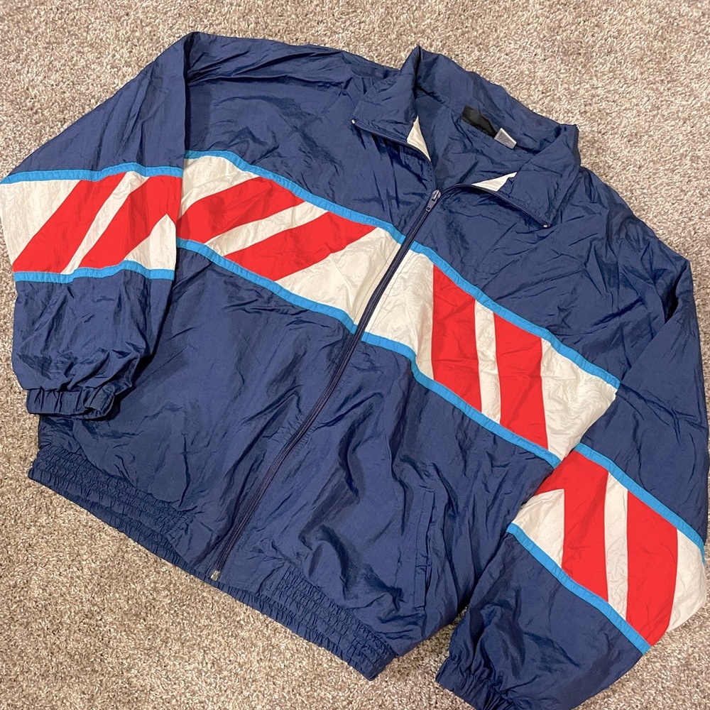 A•K•I•T•A Wear windbreaker